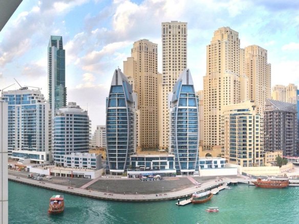 Dubai real estate investment zones — AED 2 million Golden Visa threshold properties by corridor